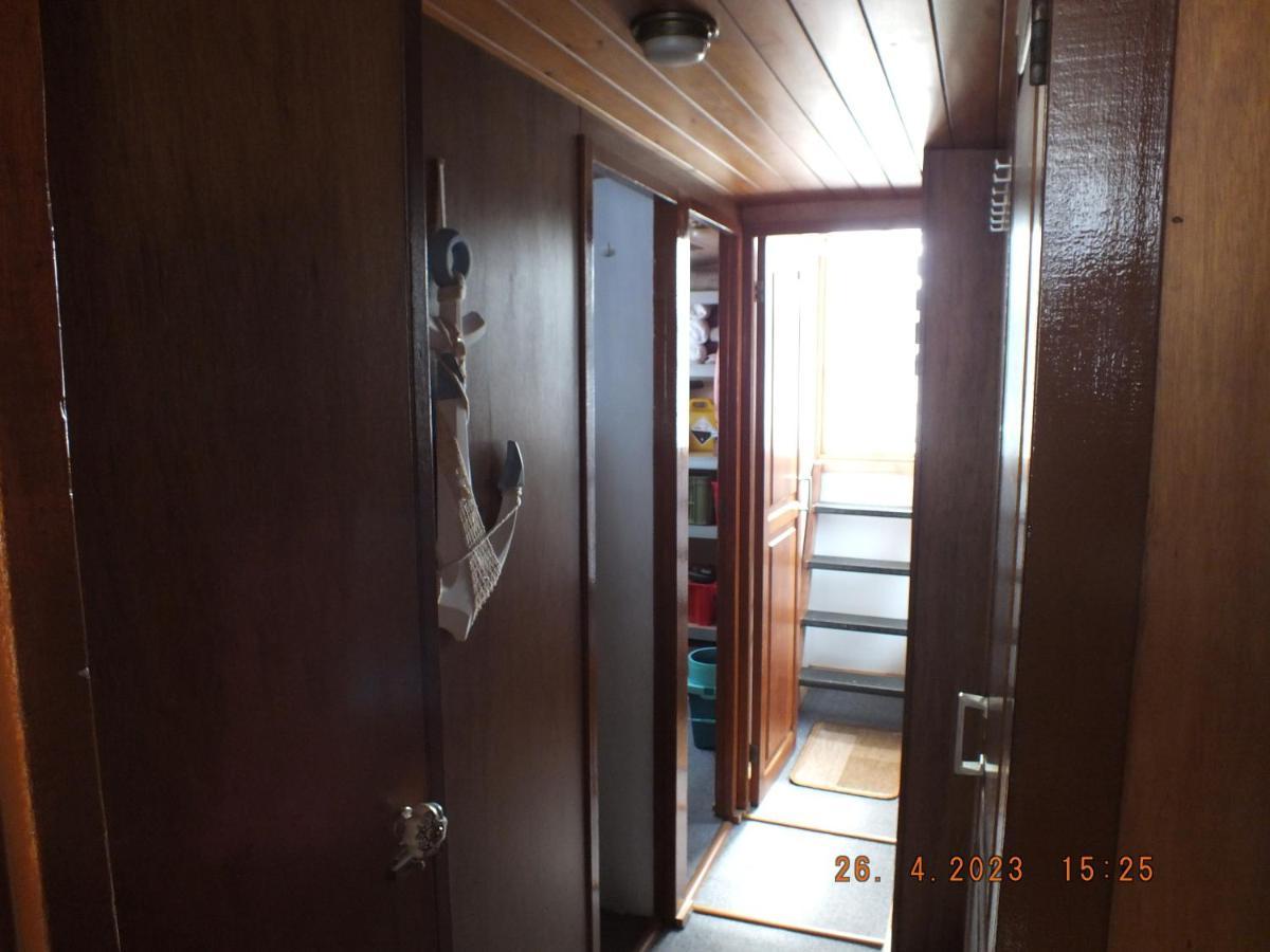 Zouw Hausboat Zakotven -Pouze Ubytovani Roudnice nad Labem Exterior foto